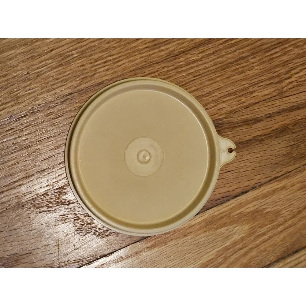 Vintage Tupperware Round Lid Yellow Harvest Gold #215 4.25